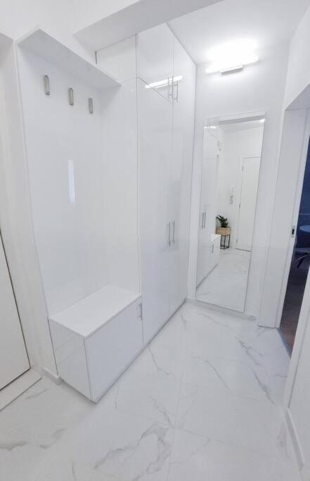 Nova City Apartments Varna Bagian luar foto