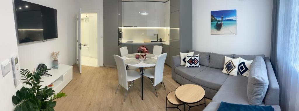 Nova City Apartments Varna Bagian luar foto